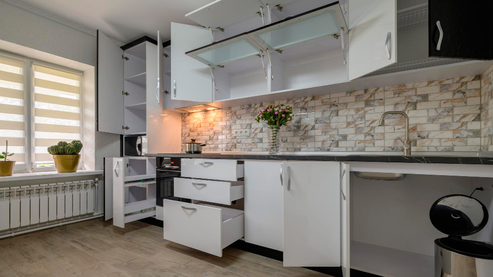 Шкаф для посуды: особенности конструкции